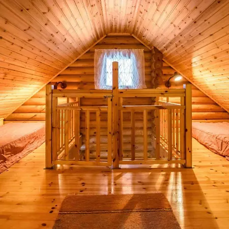 Metsaetaehti By Interhome Kotila