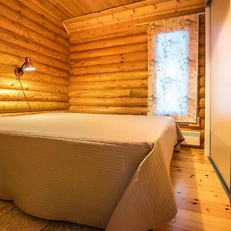 Hébergement de vacances Metsaetaehti By Interhome Kotila